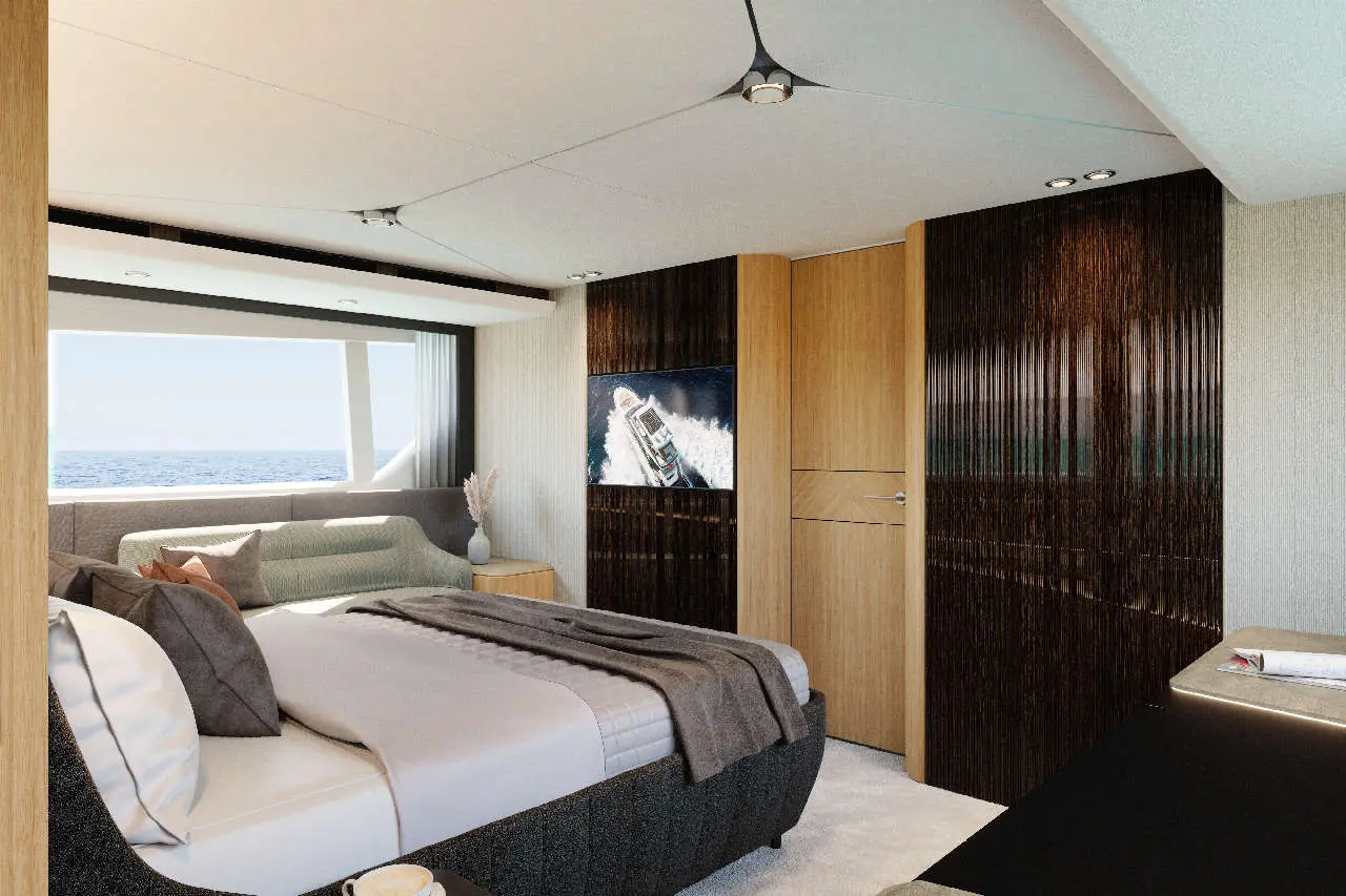 Fairline Squadron 68 Interior image 7