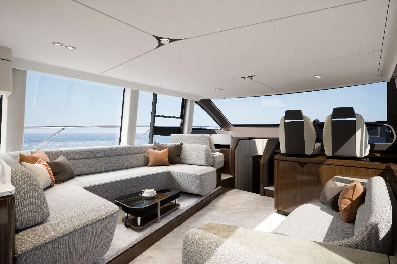 Fairline Squadron 68 Interior image 9