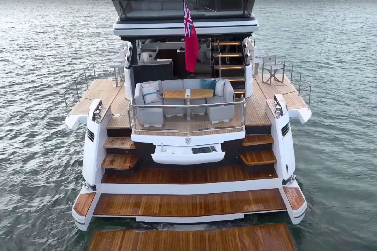 Fairline Squadron 58 External image 6