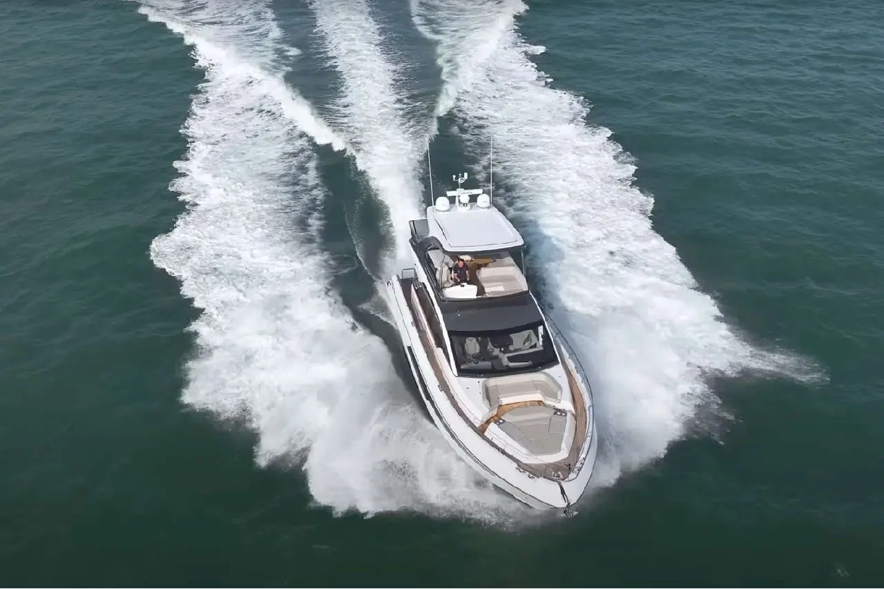 Fairline Squadron 58 External image 17