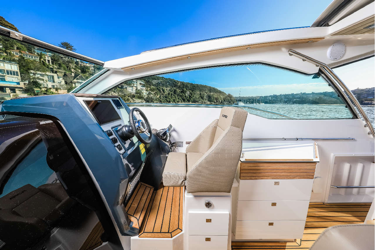 Flipper 900 ST Interior image 2