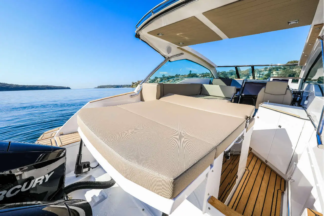 Flipper 900 ST Interior image 5