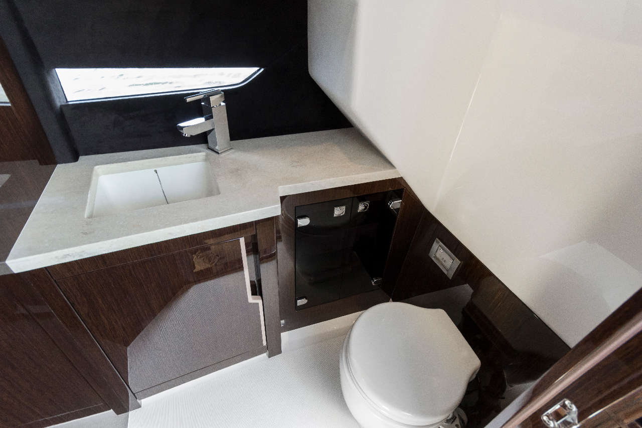 Galeon Galia 770 Cabin image 10
