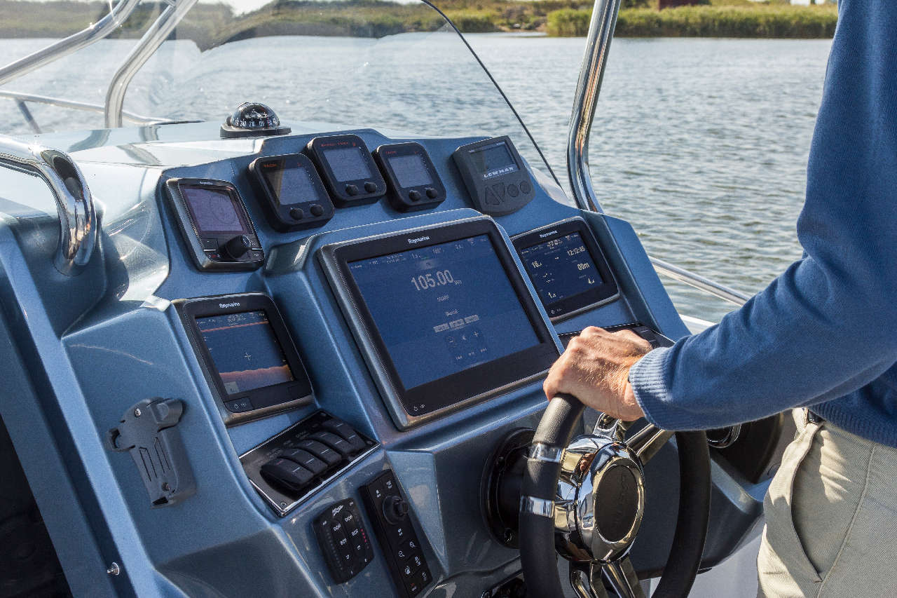Galeon Galia 770 Cabin image 17
