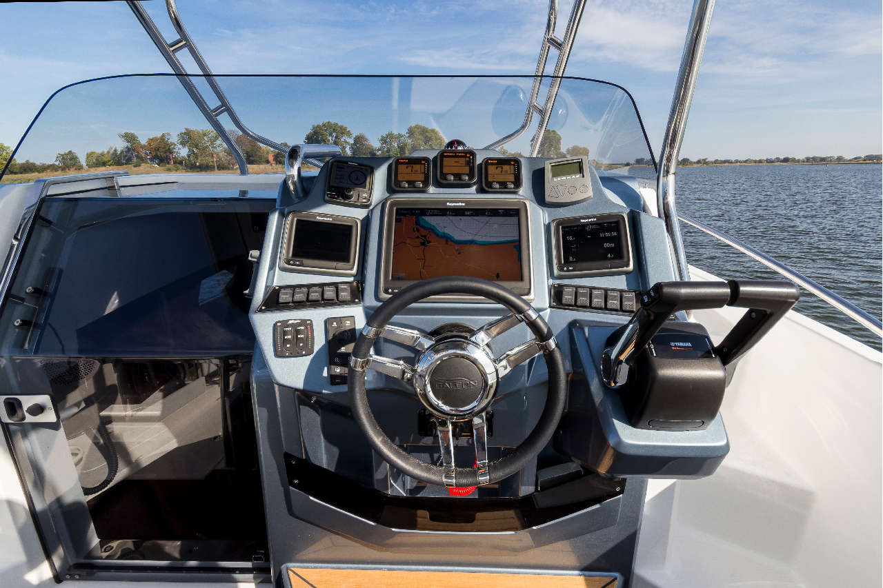 Galeon Galia 770 Cabin image 05