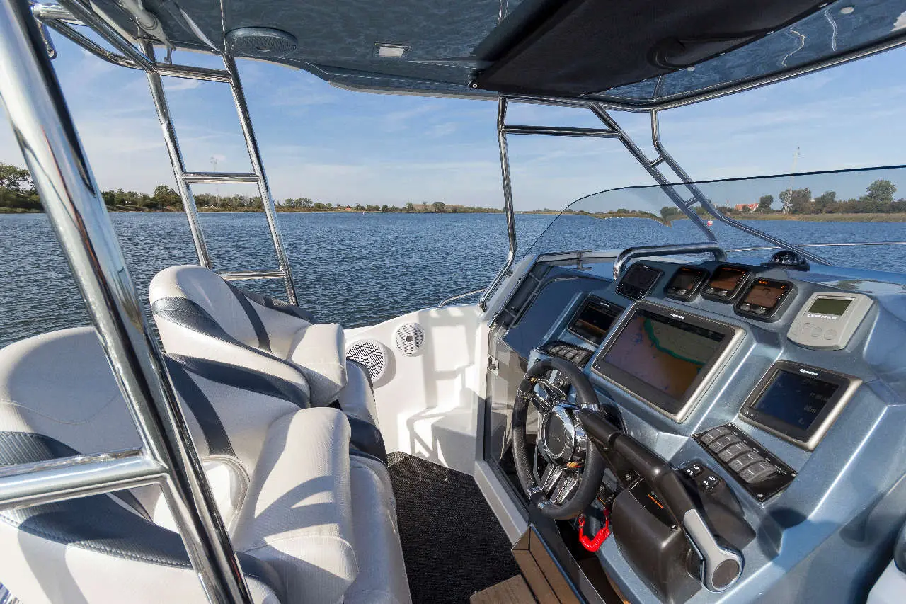 Galeon Galia 770 Cabin image 06