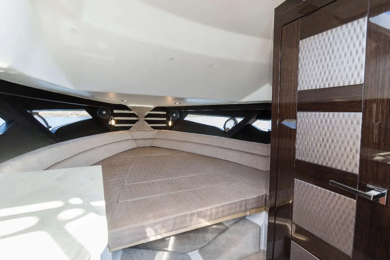 Galeon Galia 770 Cabin image 08