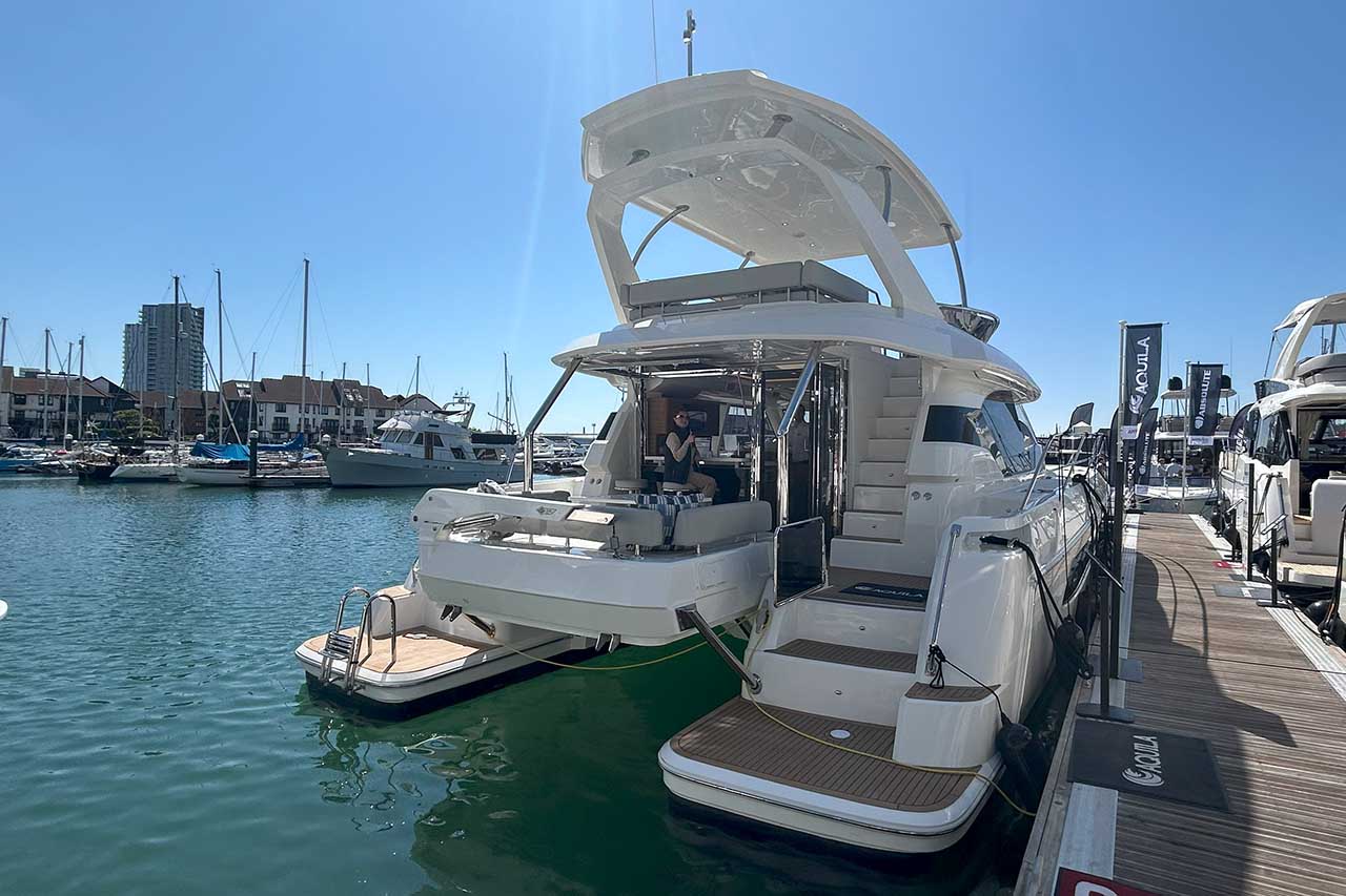 Aquila 44 Yacht