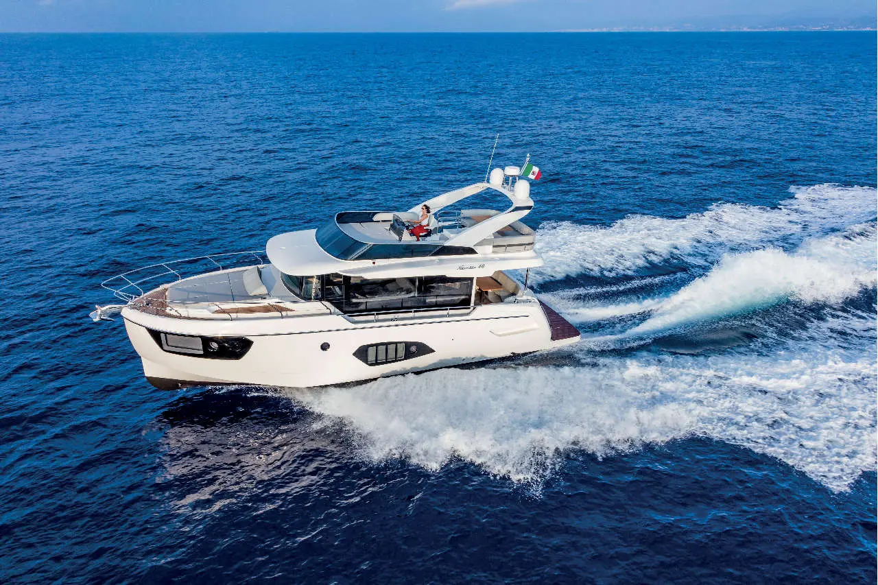 Absolute Navetta 48 main image