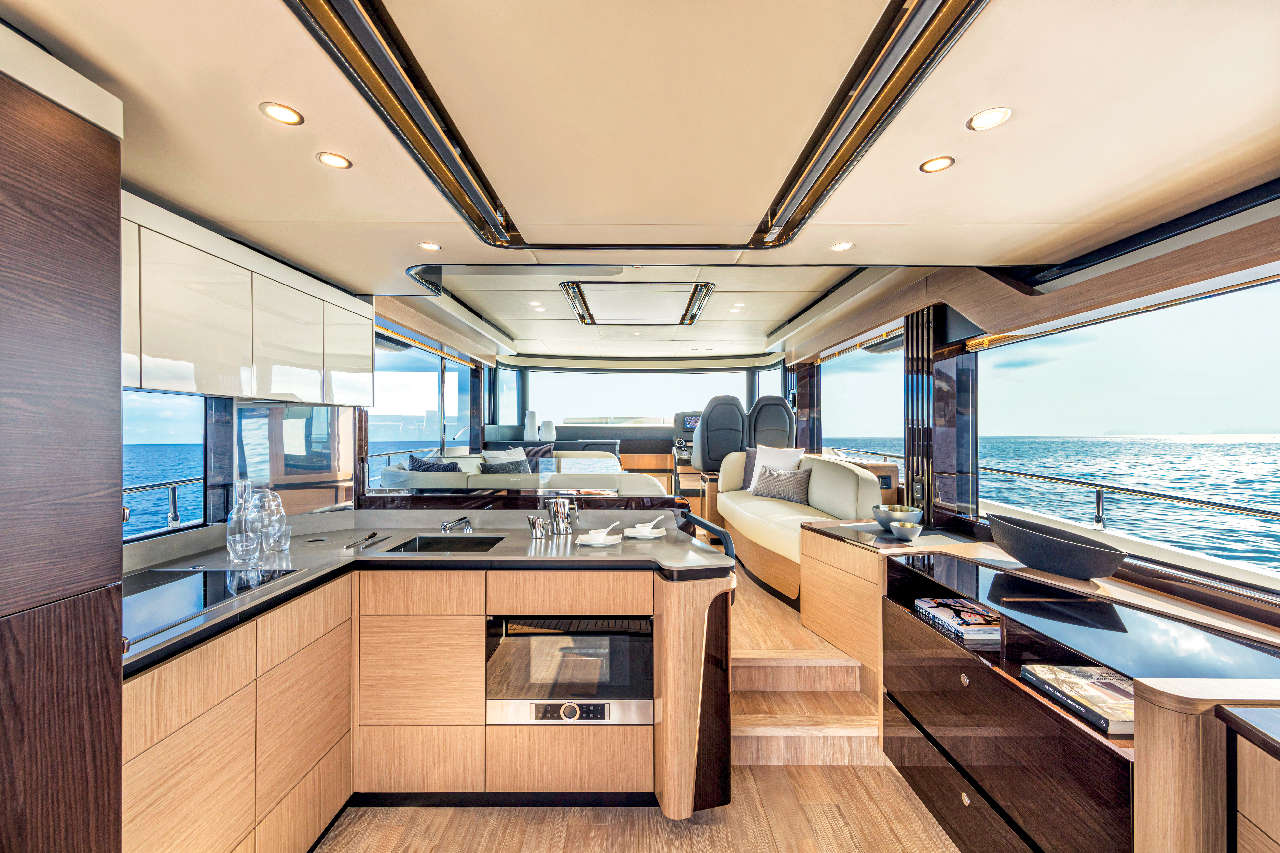 Absolute Navetta 52 Interior image 6
