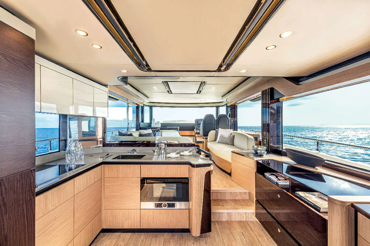 Absolute Navetta 52 Interior image 6