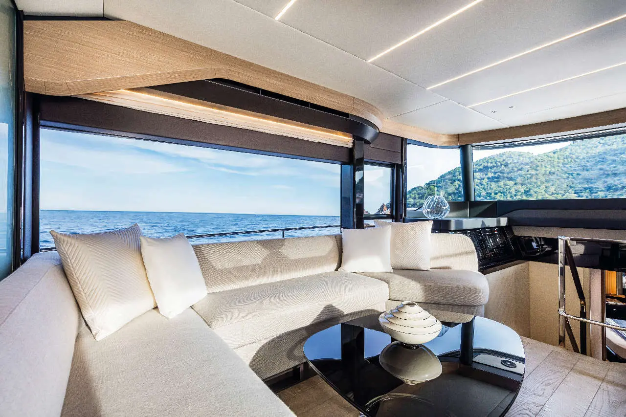 Absolute Navetta 58 Interior image 8