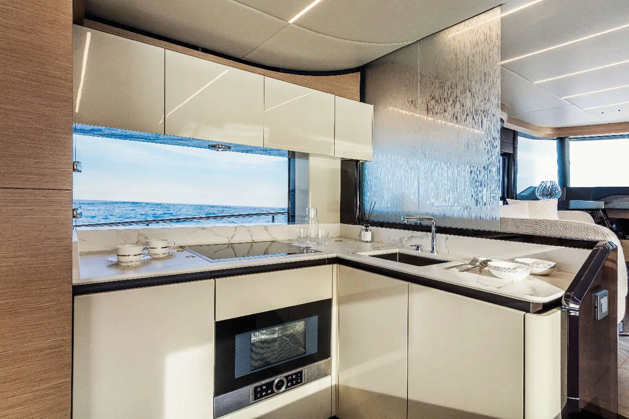 Absolute Navetta 58 Interior image 9