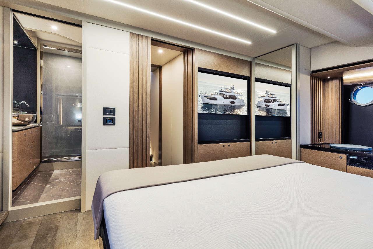 Absolute Navetta 58 Interior image 16