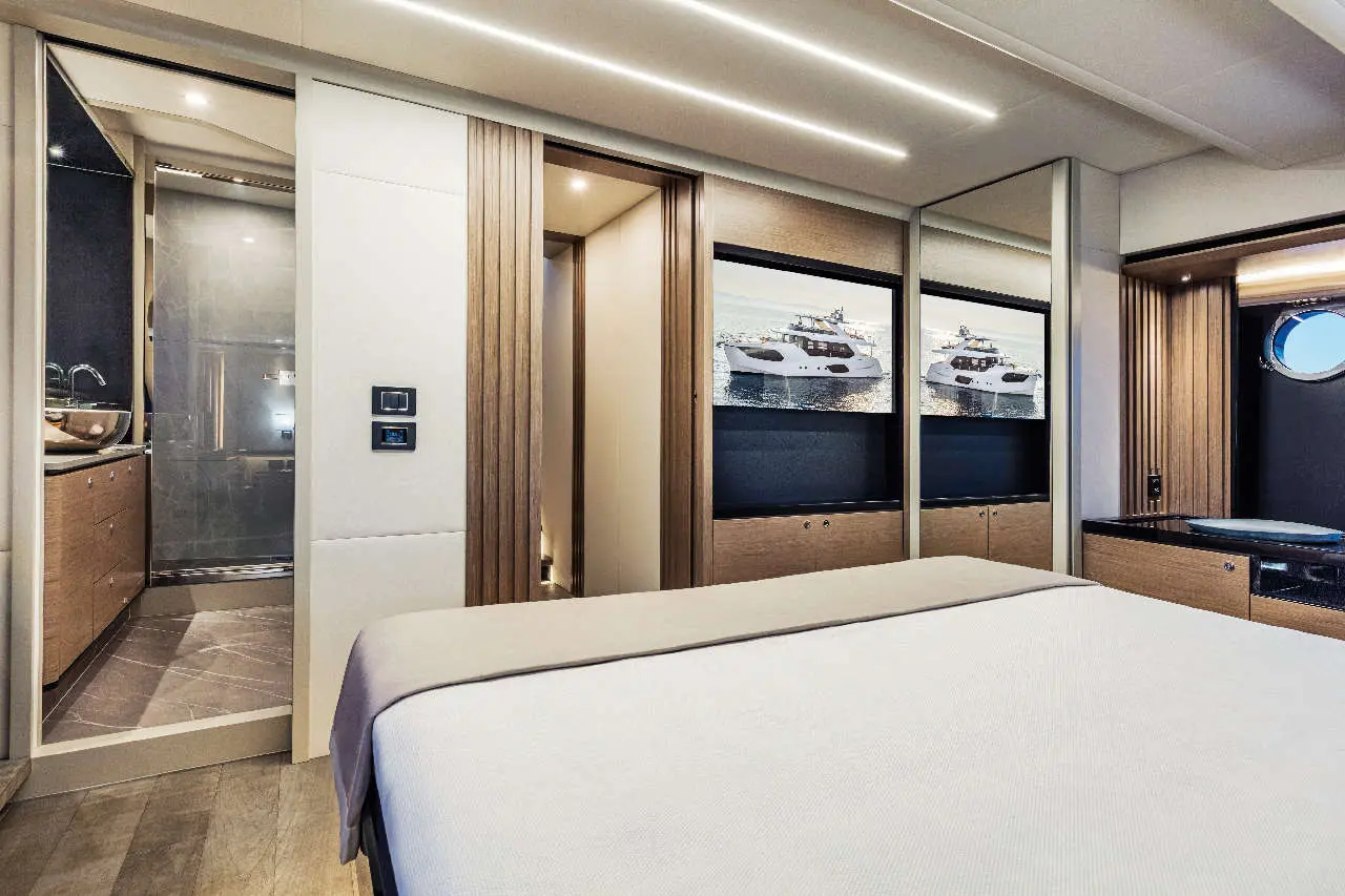 Absolute Navetta 58 Interior image 16