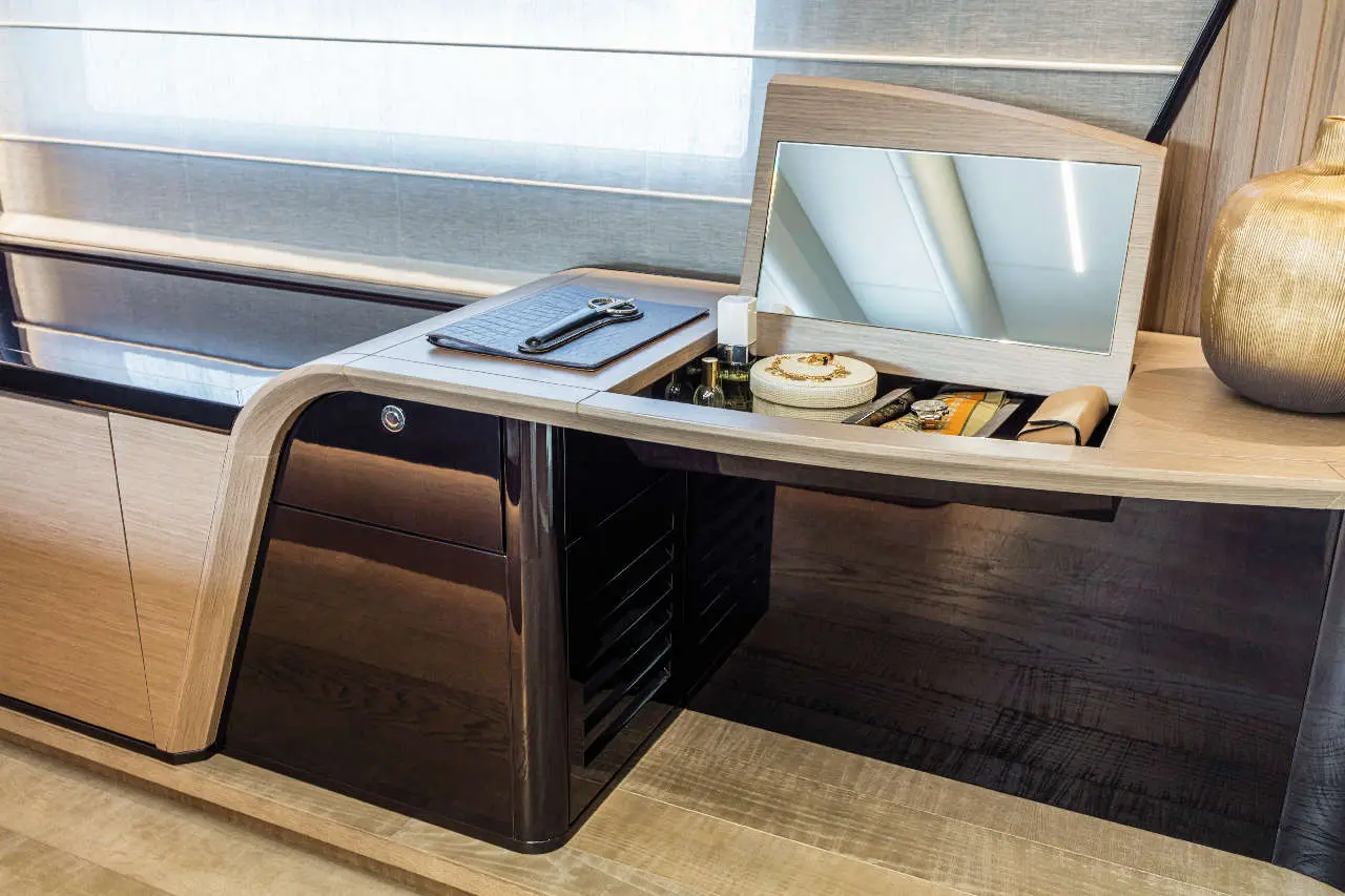 Absolute Navetta 58 Interior image 17
