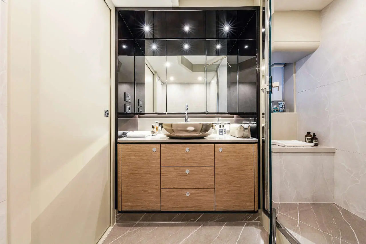 Absolute Navetta 58 Interior image 22