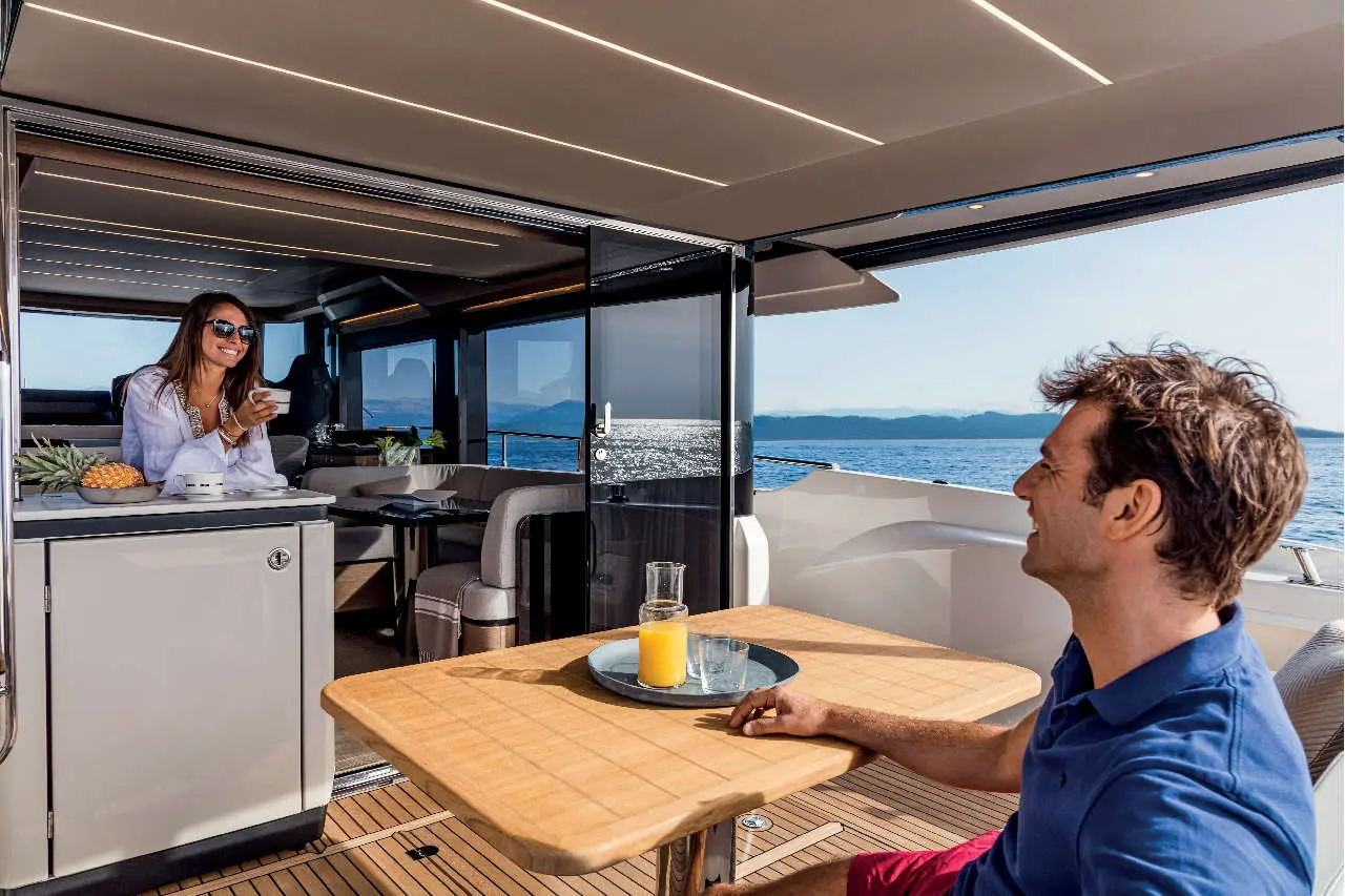 Absolute Navetta 58 Lifestyle image 3