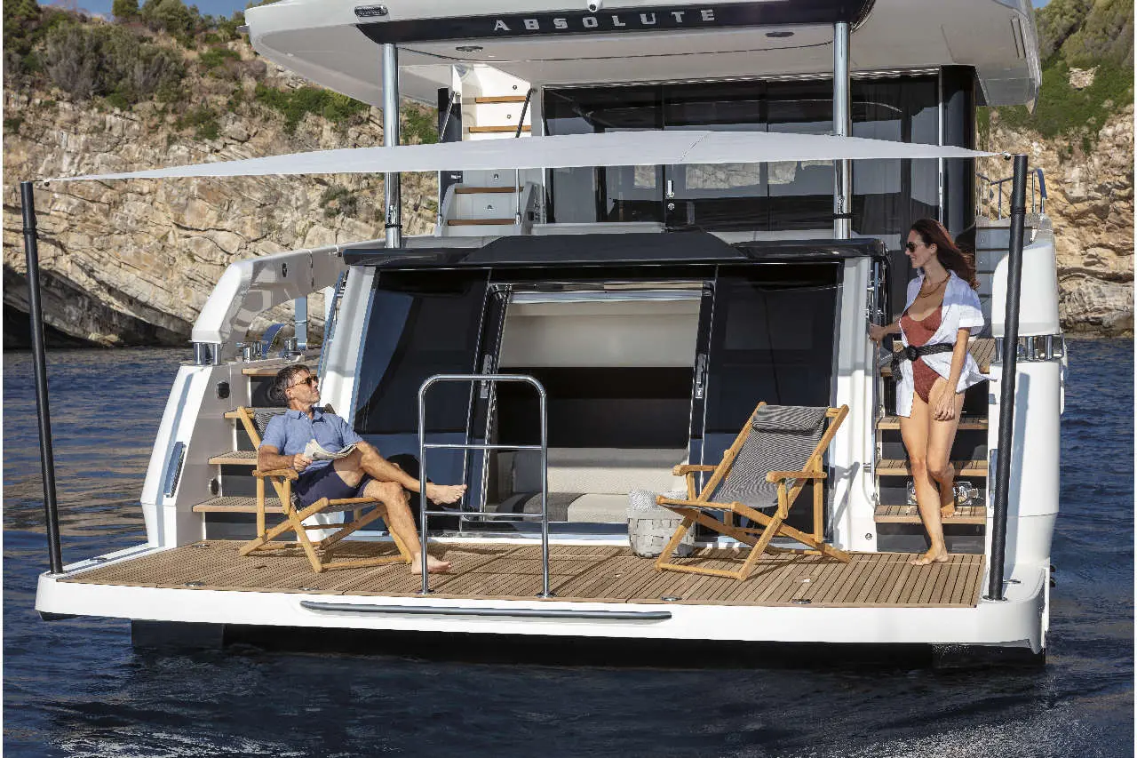 Absolute Navetta 64 Lifestyle image 3