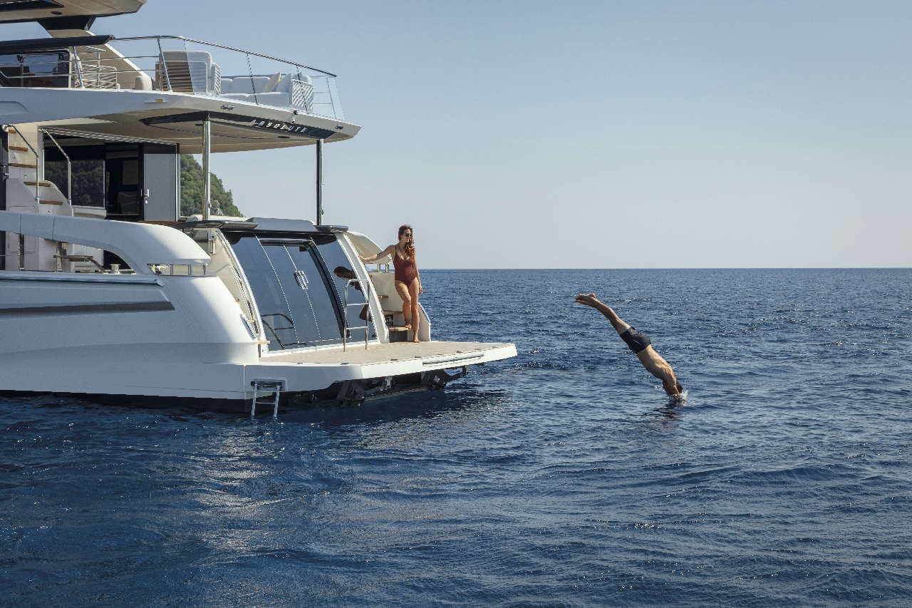 Absolute Navetta 64 Lifestyle image 5