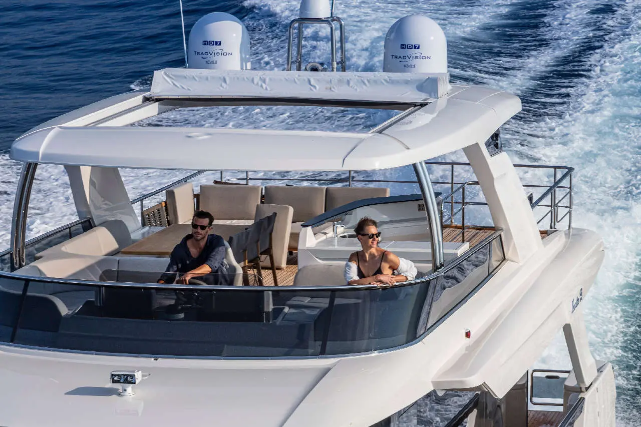 Absolute Navetta 68 External image 6