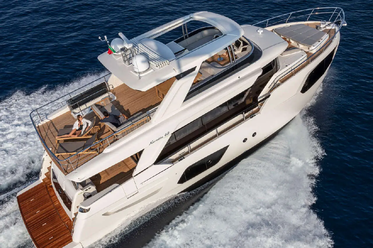 Absolute Navetta 68 External image 9