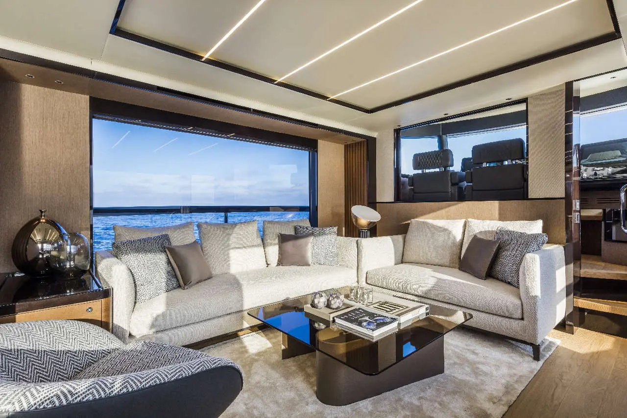 Absolute Navetta 68 Interior image 7