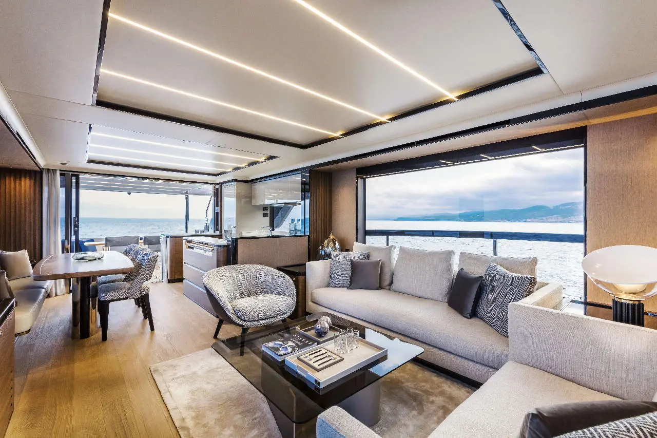 Absolute Navetta 68 Interior image 10