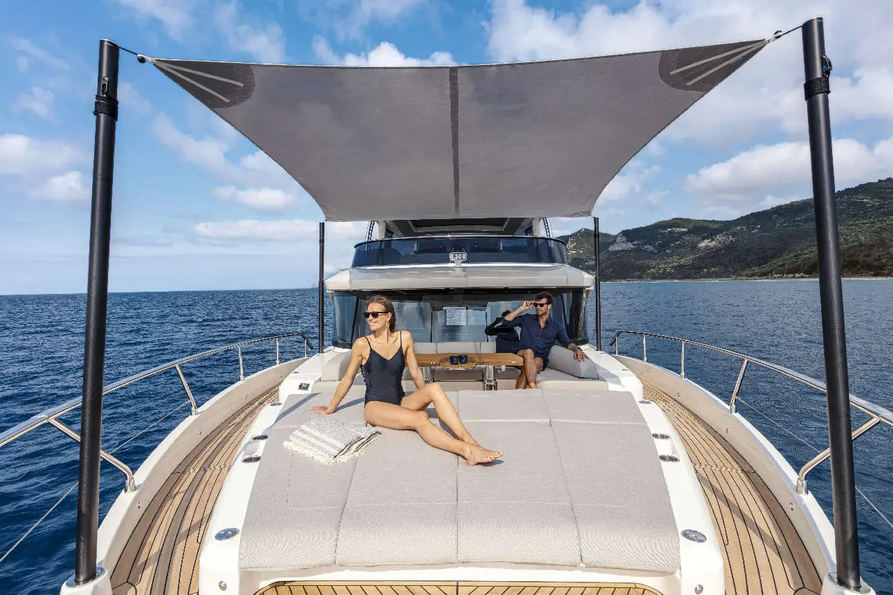 Absolute Navetta 68 Lifestyle image 7