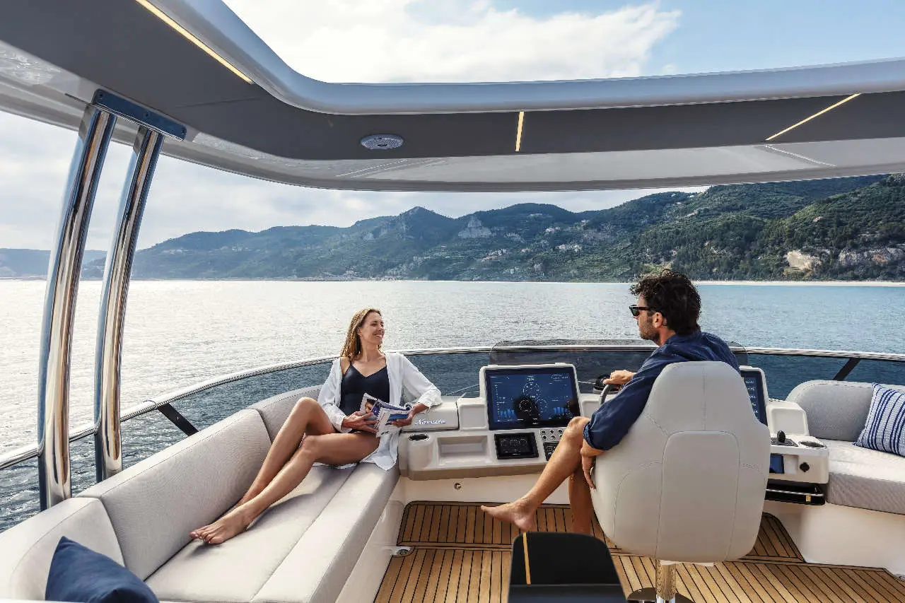 Absolute Navetta 68 Lifestyle image 9
