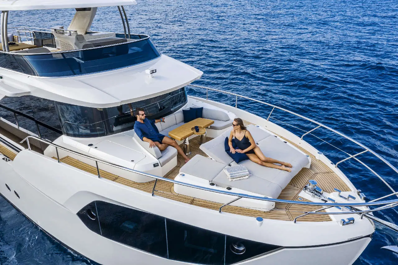 Absolute Navetta 68 Lifestyle image 15