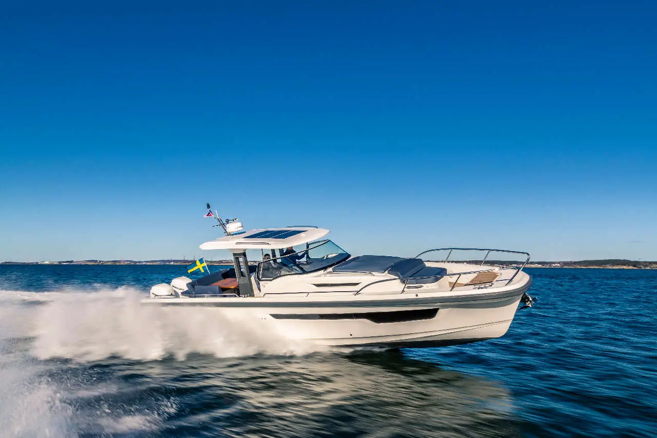Nimbus Tender 11 External image 7