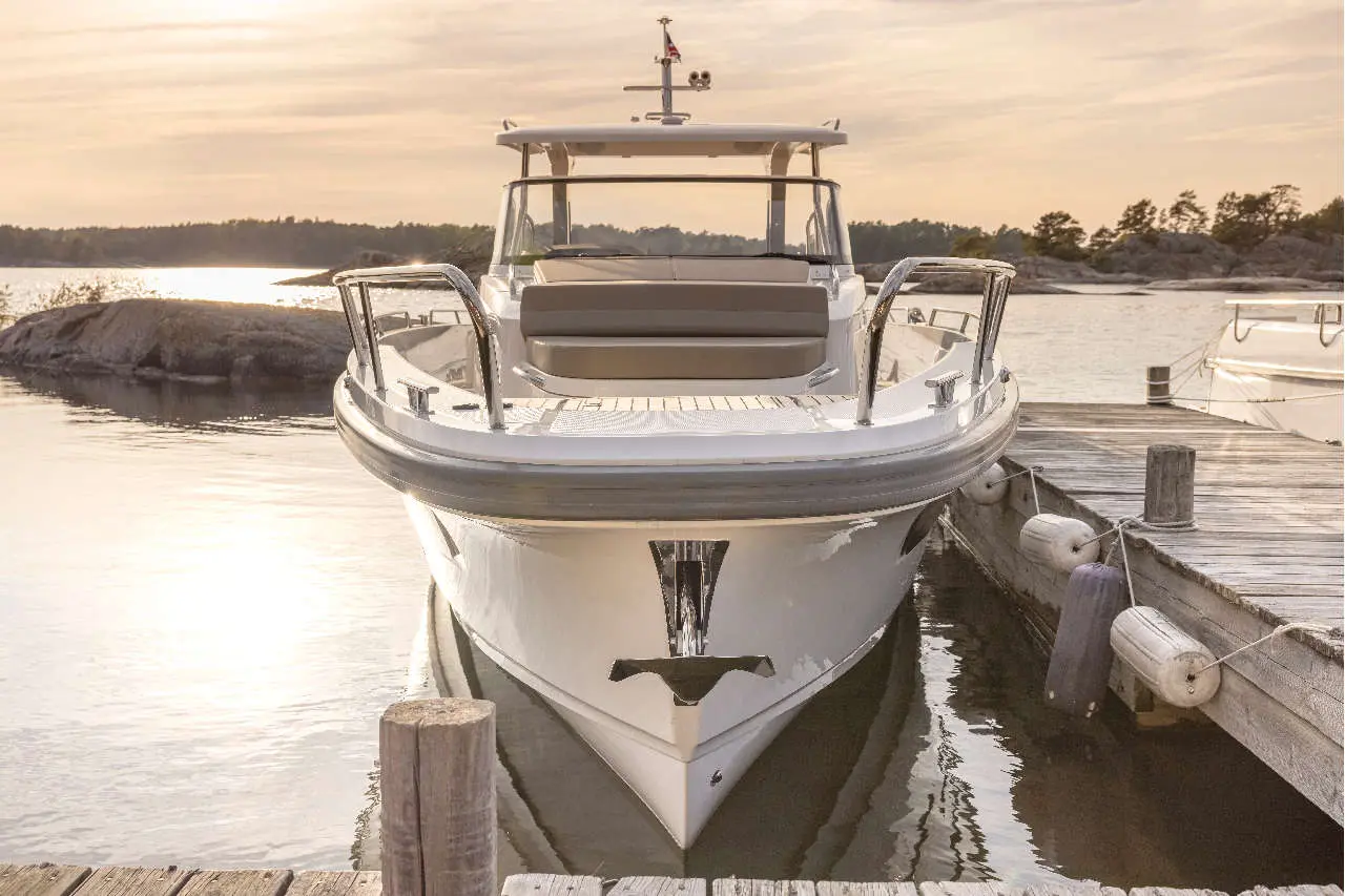 Nimbus Tender 11 External image 12