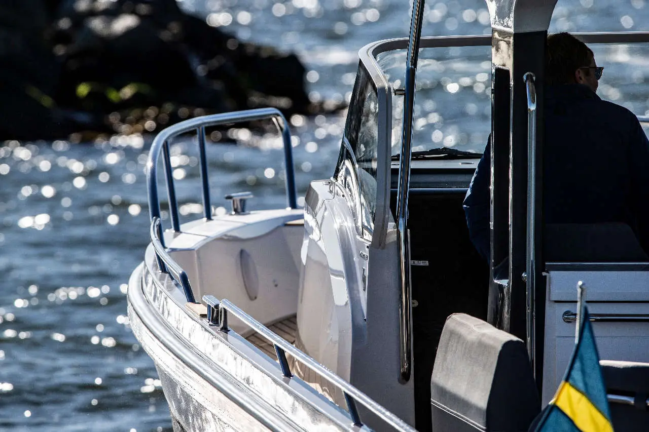 Nimbus Tender 11 Interior image 15