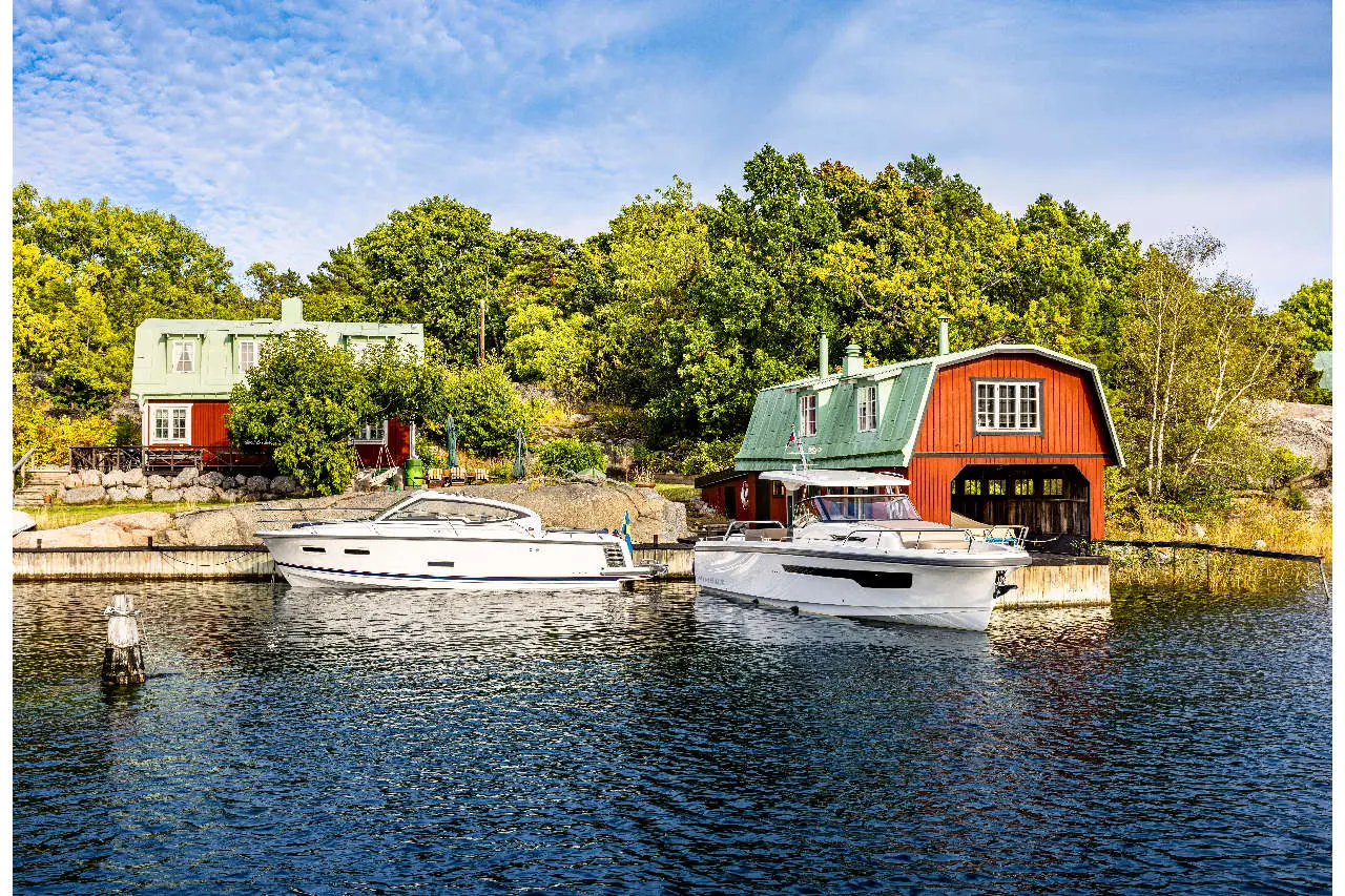 Nimbus Tender 11 Lifestyle image 16