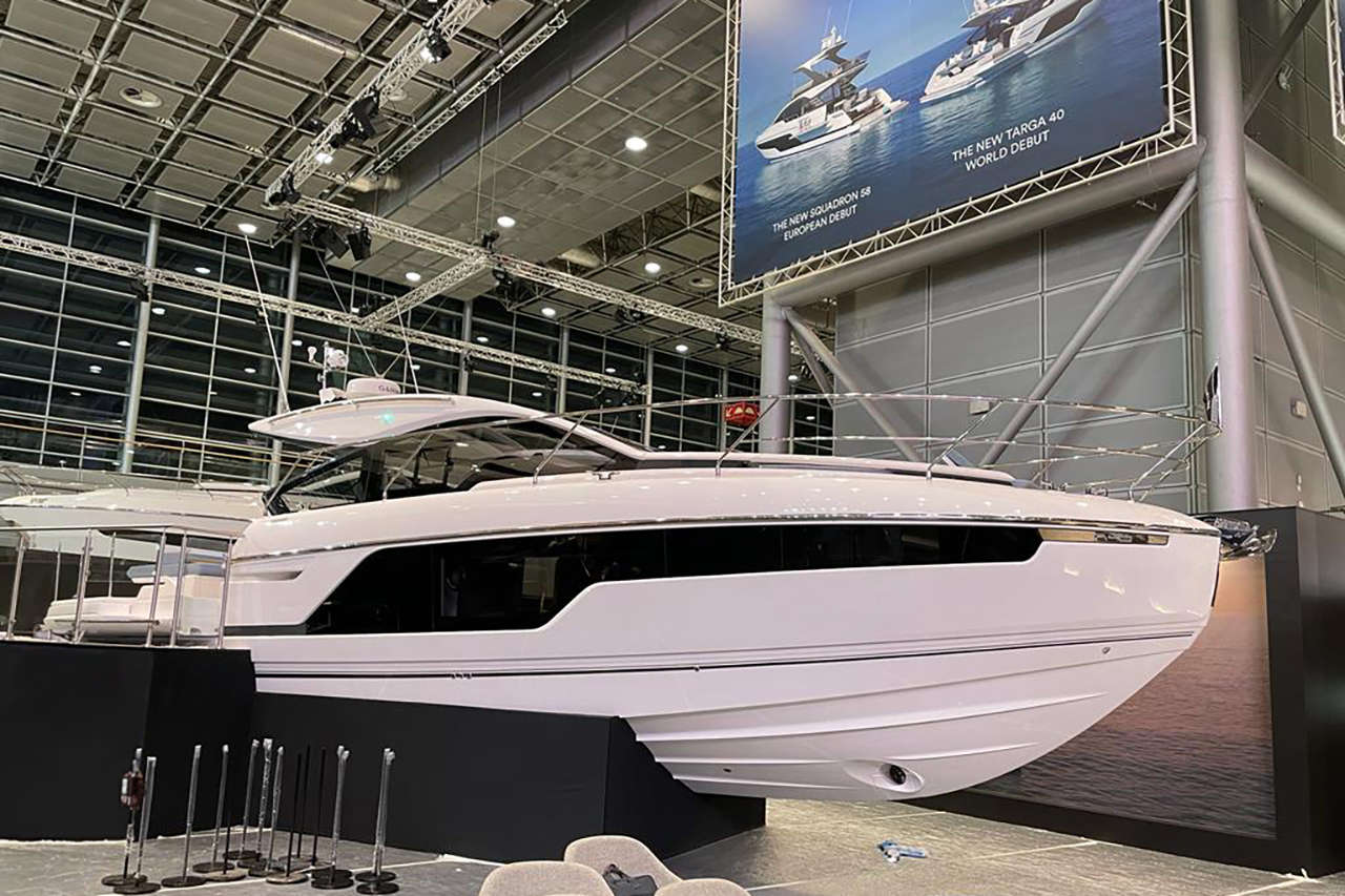 Fairline Targa 40 BOOT24 External image 1