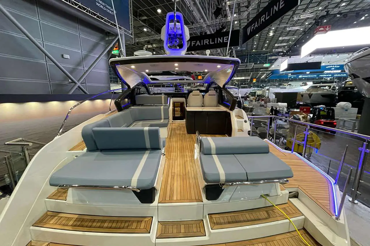 Fairline Targa 40 BOOT24 External image 4