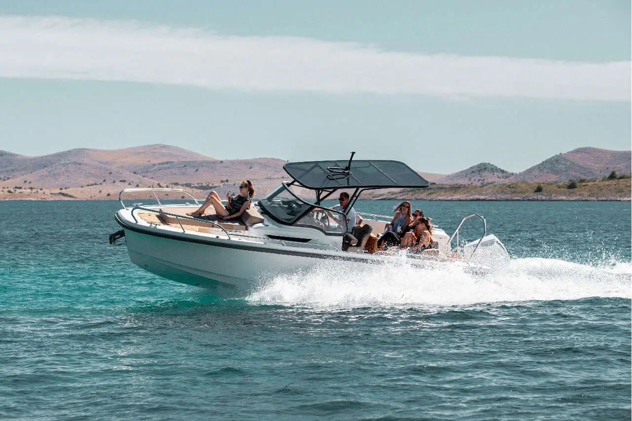 Nimbus Tender 8 Lifestyle image 8