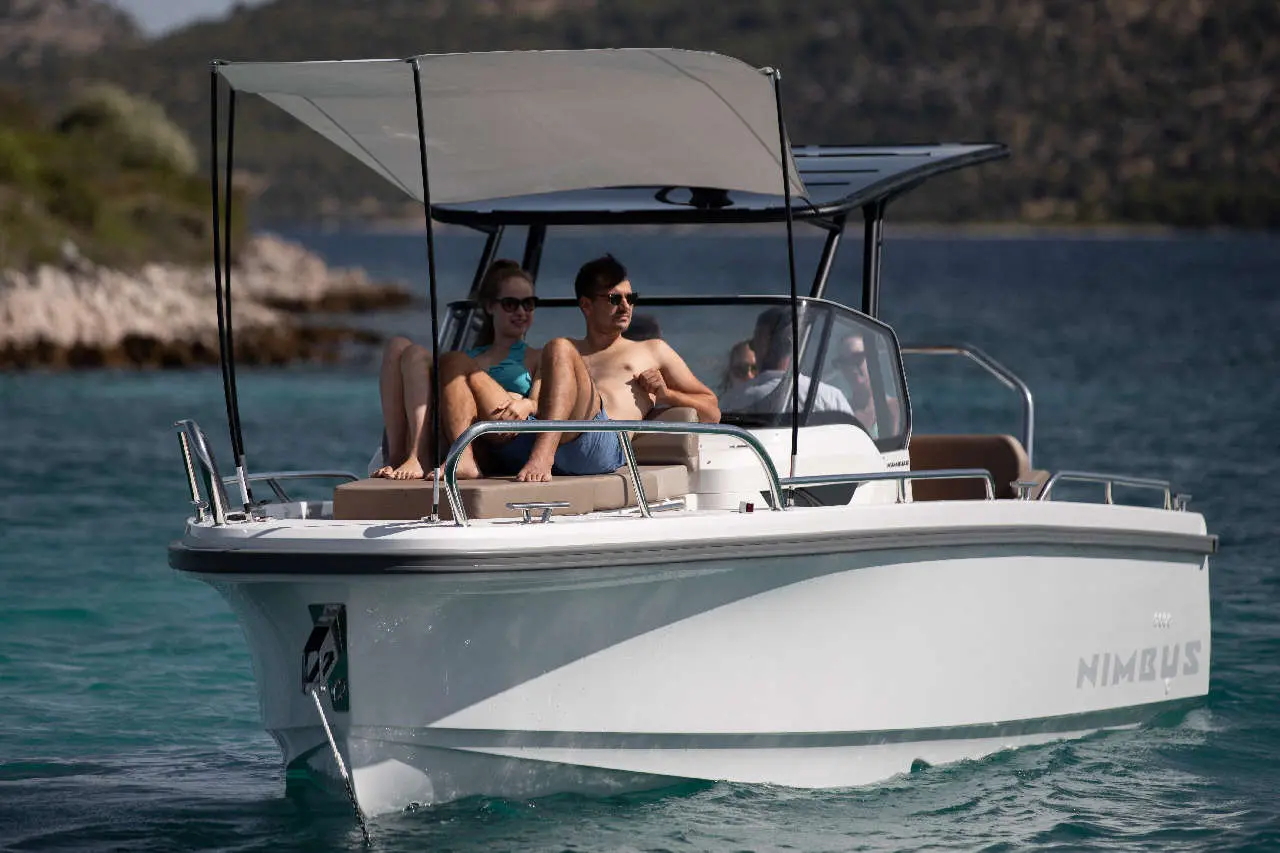 Nimbus Tender 8 Lifestyle image 12