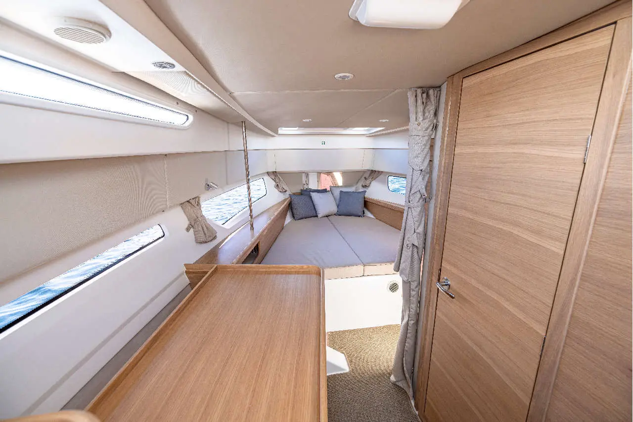 Nimbus Weekender 11 Interior image 12