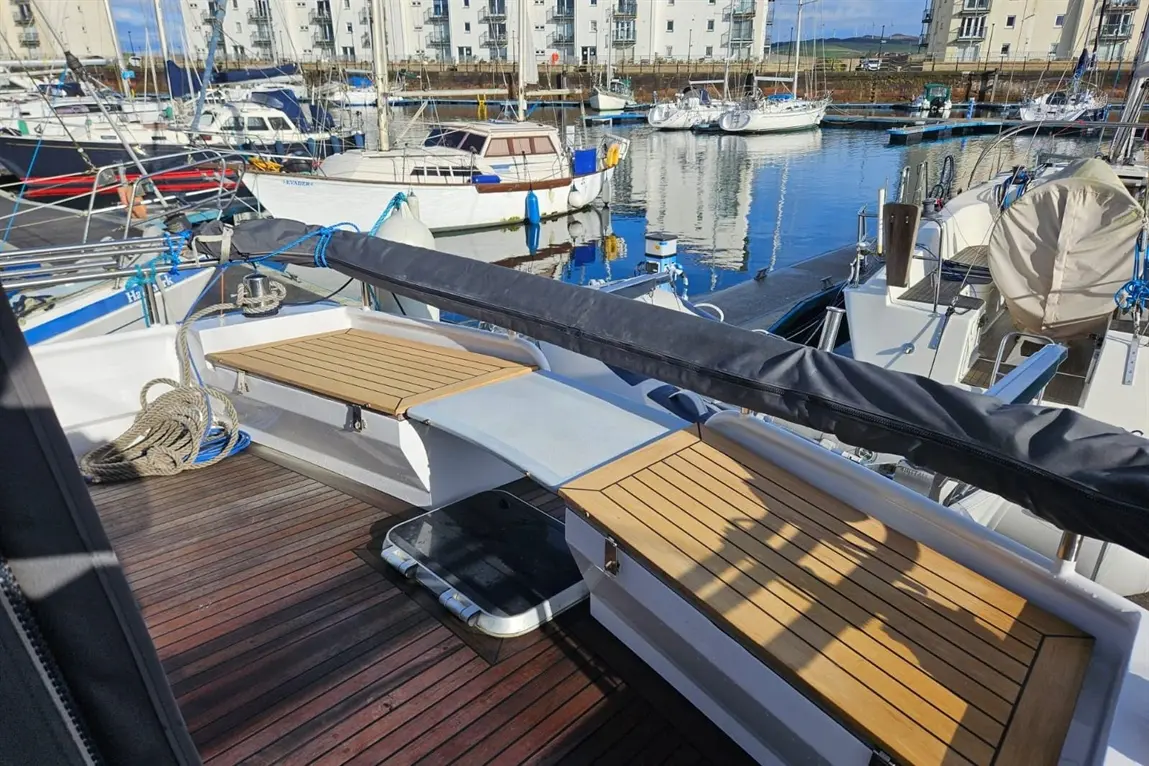 1996 Linssen 382 SCX image 12