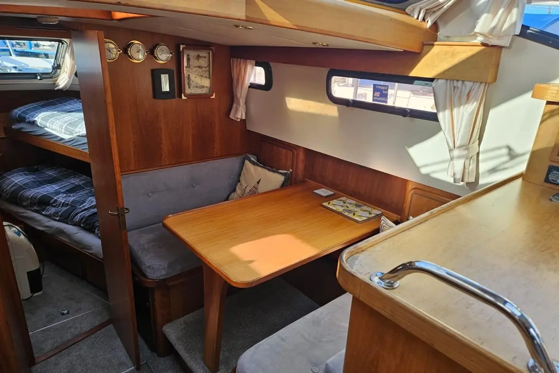 1996 Linssen 382 SCX image 23