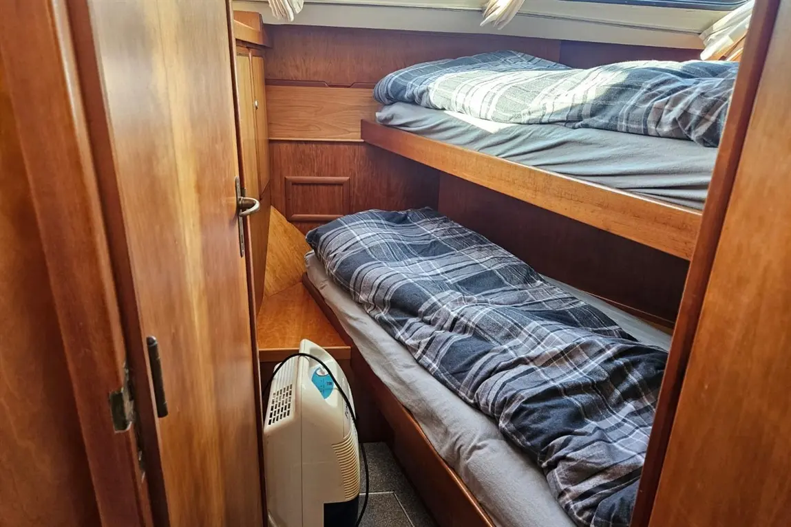 1996 Linssen 382 SCX image 26