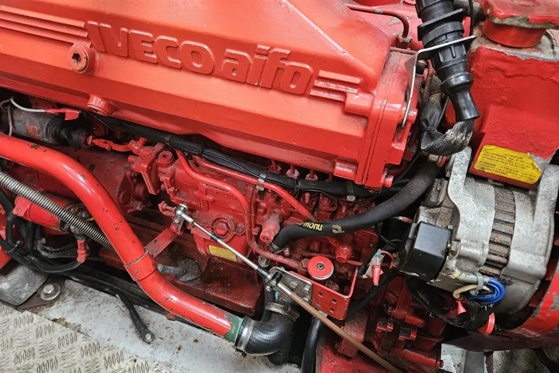 1996 Linssen 382 SCX image 28
