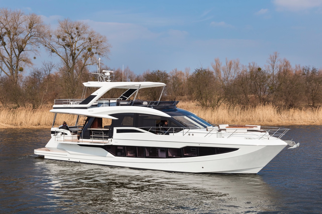 Galeon 640 FLY External image 17