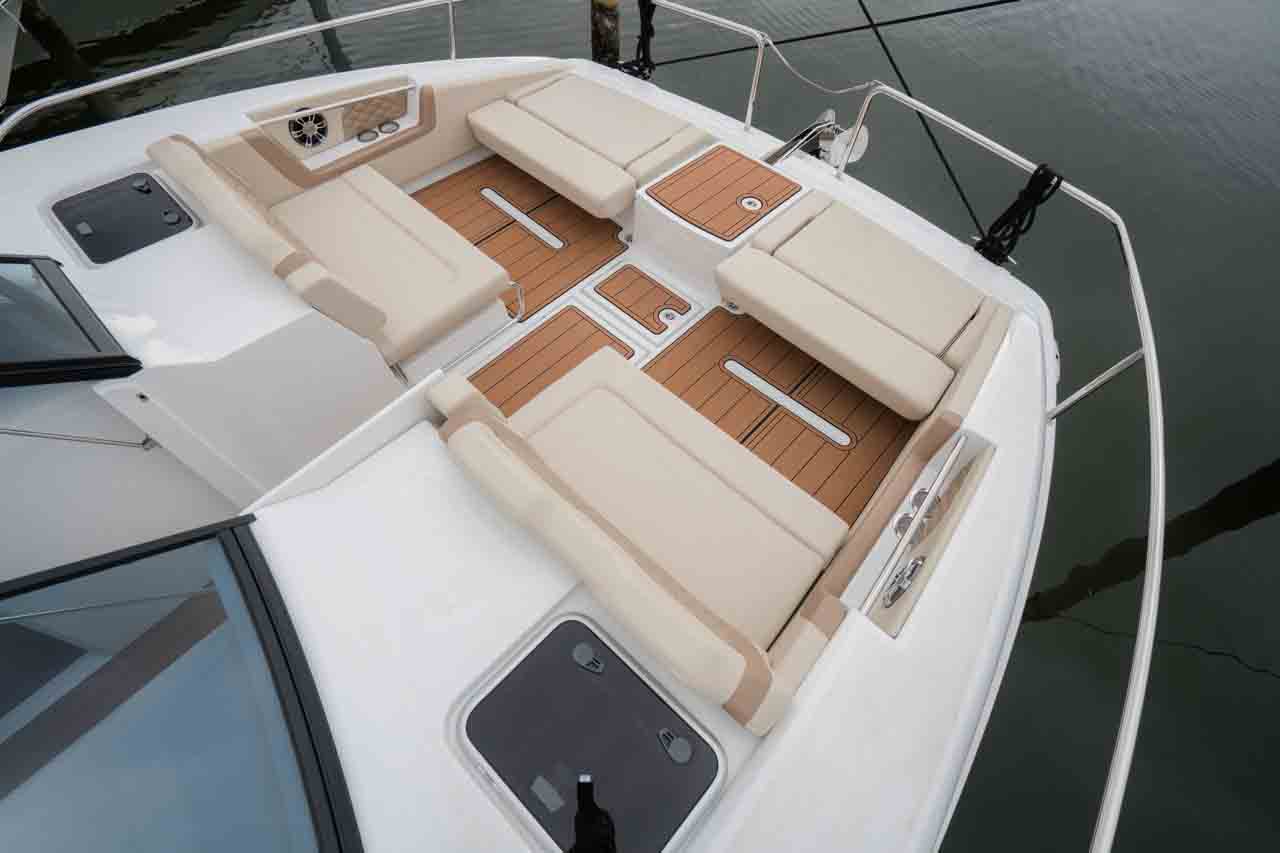 Aquila 32 Features image 21