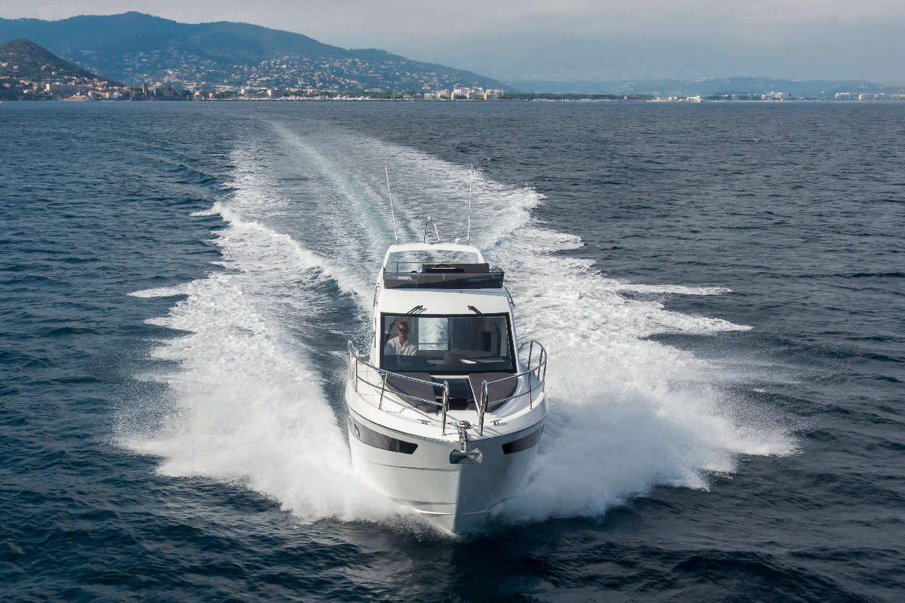 Galeon 300 FLY External image 17