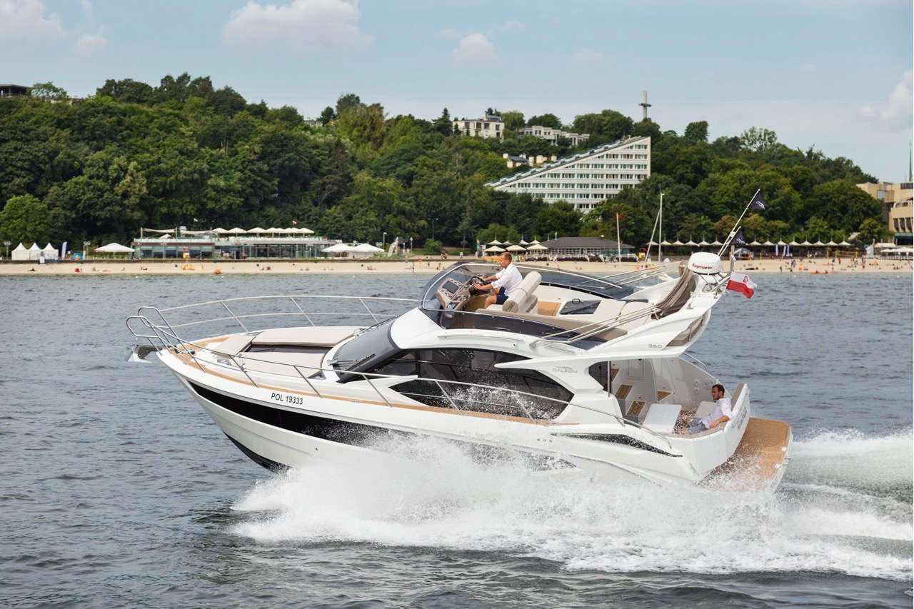 Galeon 360 FLY External image 2