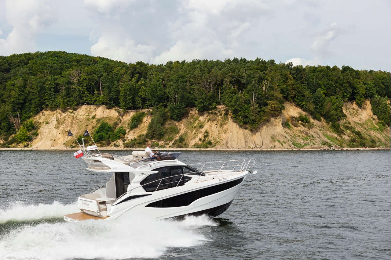 Galeon 360 FLY External image 11