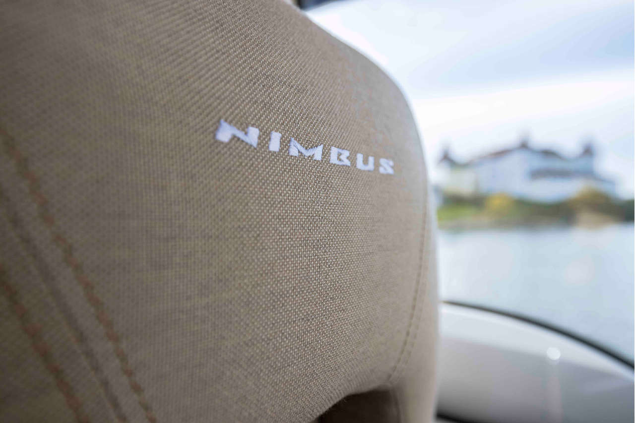 Nimbus 365 Coupe Interior image 5